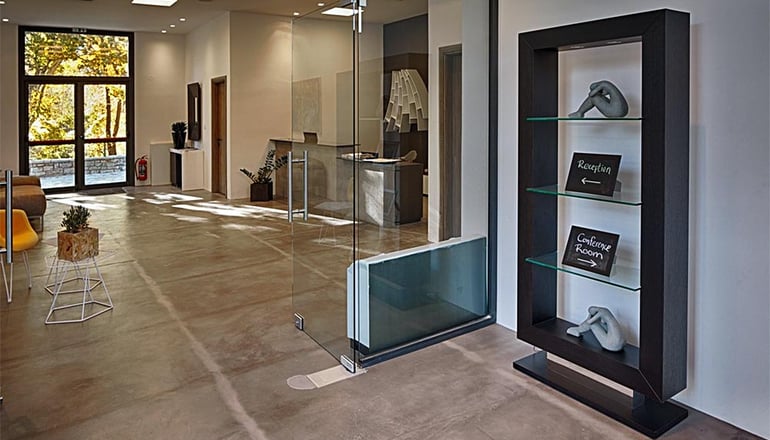 Oniropetra Boutique Hotel